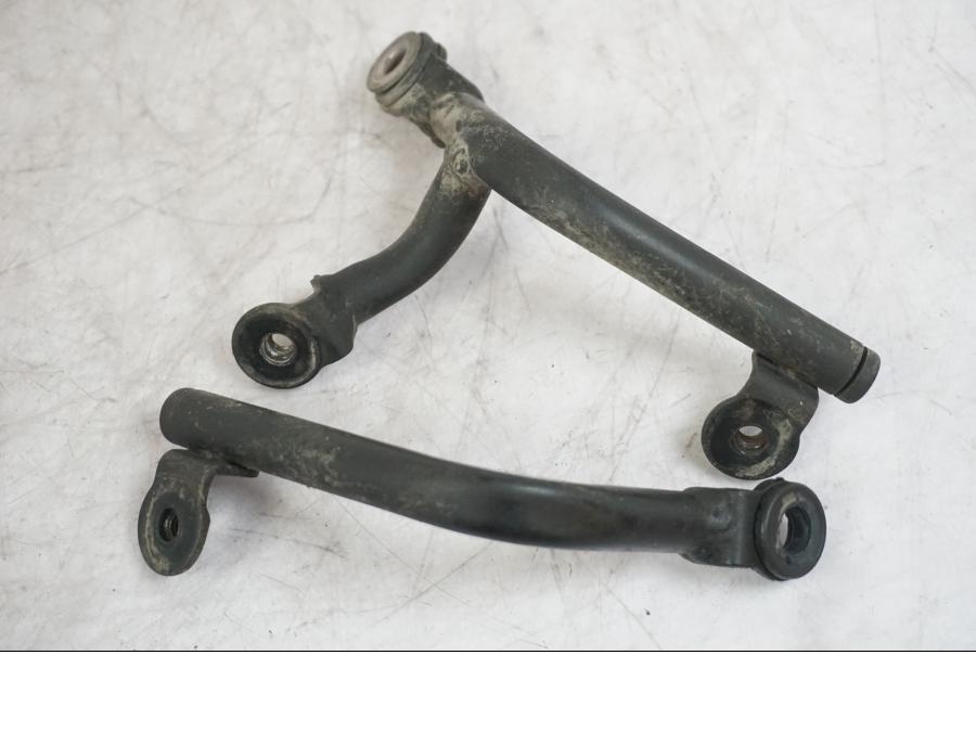 Framsidan på Vattenkylram från en Triumph Tiger -2009 motorcykel.