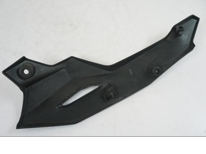 Höger sida på Magkåpa från en Kawasaki Z 900 -2021 motorcykel.