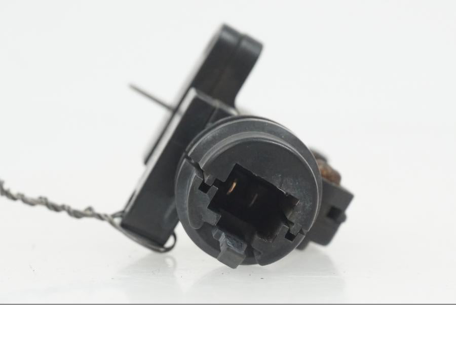 Baksidan på Bromsljuskontakt från en Yamaha XJ 900 -1997 motorcykel.