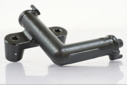 Baksidan på Bromsfördelare från en Yamaha XVS 1100 -2004 motorcykel.