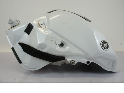 Baksidan på Bensintank från en Yamaha YZF 1000 R1 -2009 motorcykel.