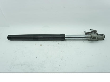 Framsidan på Gaffelben från en KTM 950 SM -2006 motorcykel.