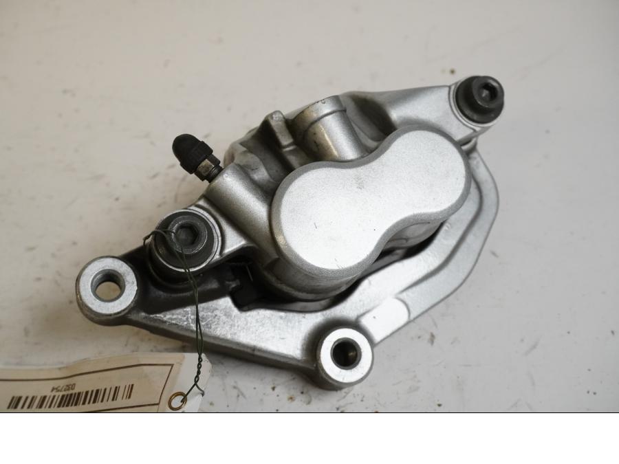 Framsidan på Bromsok från en Yamaha XVS 1100 -2003 motorcykel.