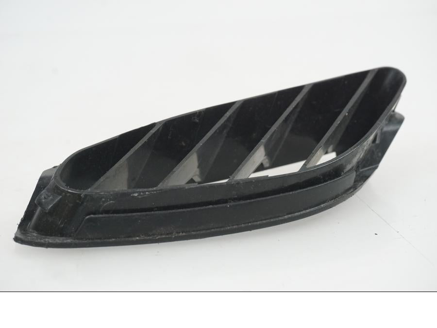 Snett uppifrån på Luftintag från en Suzuki GSX-R 750 -2009 motorcykel.