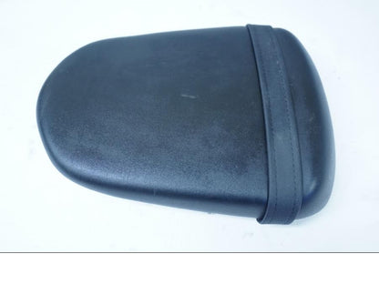 Baksidan på Sadel från en Suzuki GSX-R 750 -2009 motorcykel.