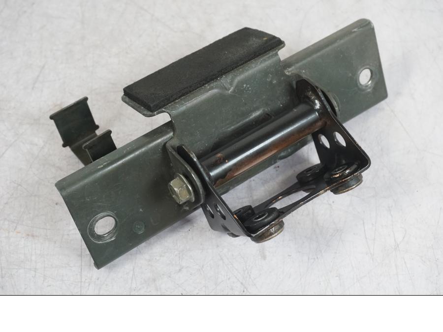 Framsidan på Bensintankfäste från en Suzuki GSX 1300 RX -1999 motorcykel.