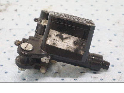 Framsidan på Bromshuvudcylinder från en KTM 125 Duke -2017 motorcykel.