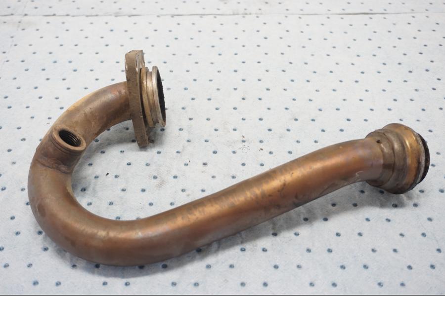 Framsidan på Grenrör från en KTM 125 Duke -2017 motorcykel.