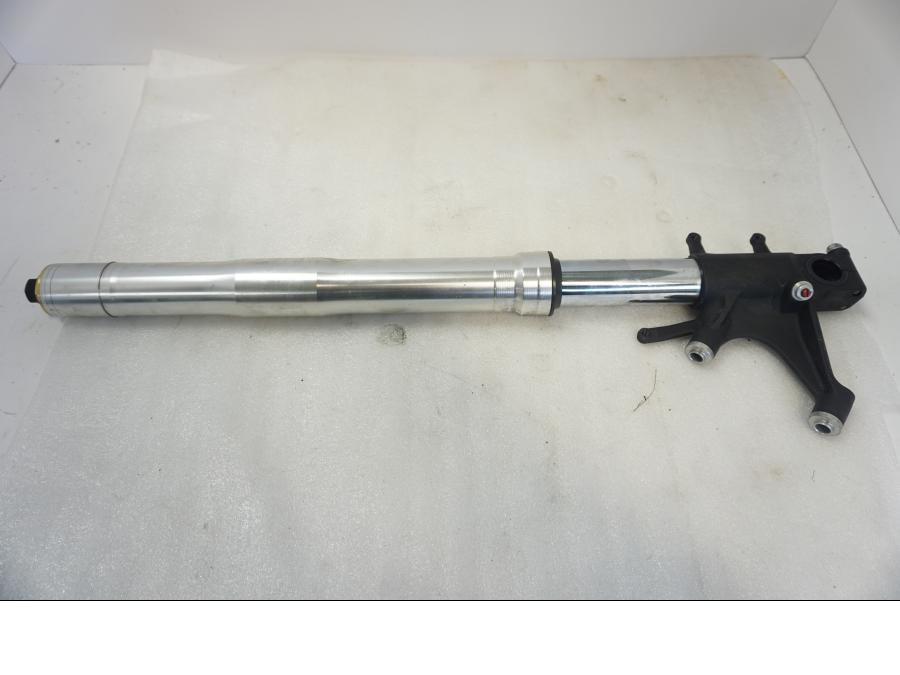 Framsidan på Gaffelben från en Honda CBR 1000 RR -2007 motorcykel.