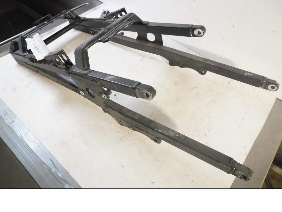 Vänster sida på Bakram från en Kawasaki ZX-9R -1997 motorcykel.