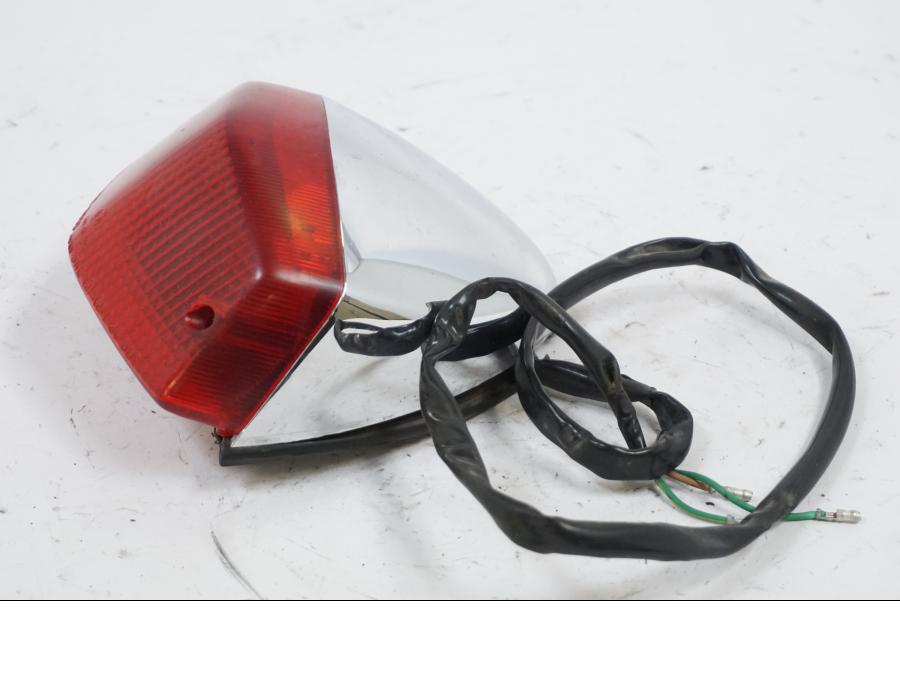 Baksidan på Baklampa från en Honda VT 600 C -1995 motorcykel.