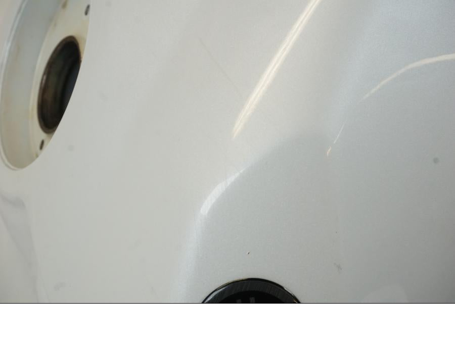 Extrabild4 på Bensintank från en Yamaha YZF 1000 R1 -2009 motorcykel.