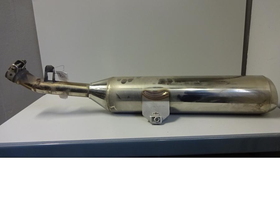 Höger sida på Ljuddämpare från en Yamaha FJR 1300 -2014 motorcykel.