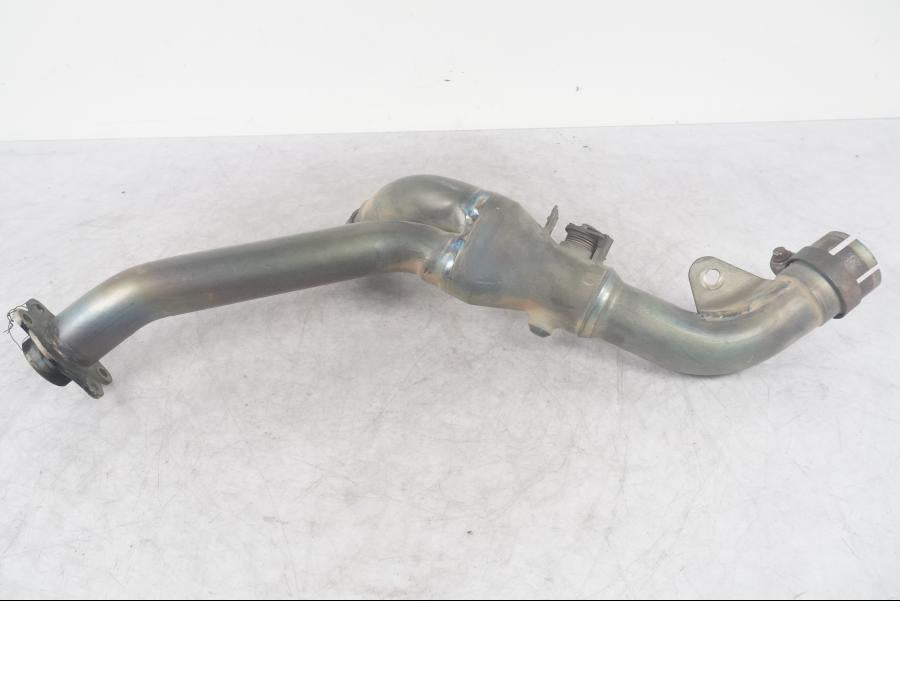 Höger sida på Mellanrör från en Kawasaki ZX-10R -2006 motorcykel.