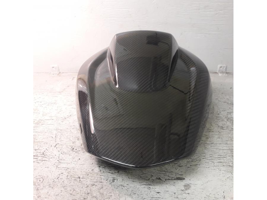 Höger sida på Kuts från en BMW K 1200 S -2010 motorcykel.