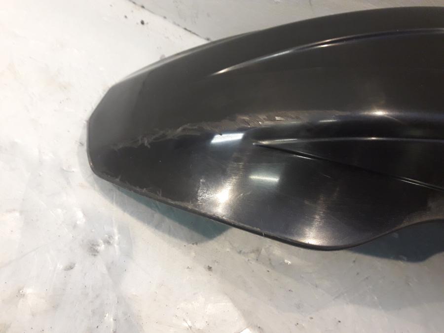 Höger sida på Framskärm från en Yamaha WR 125 -2010 motorcykel.