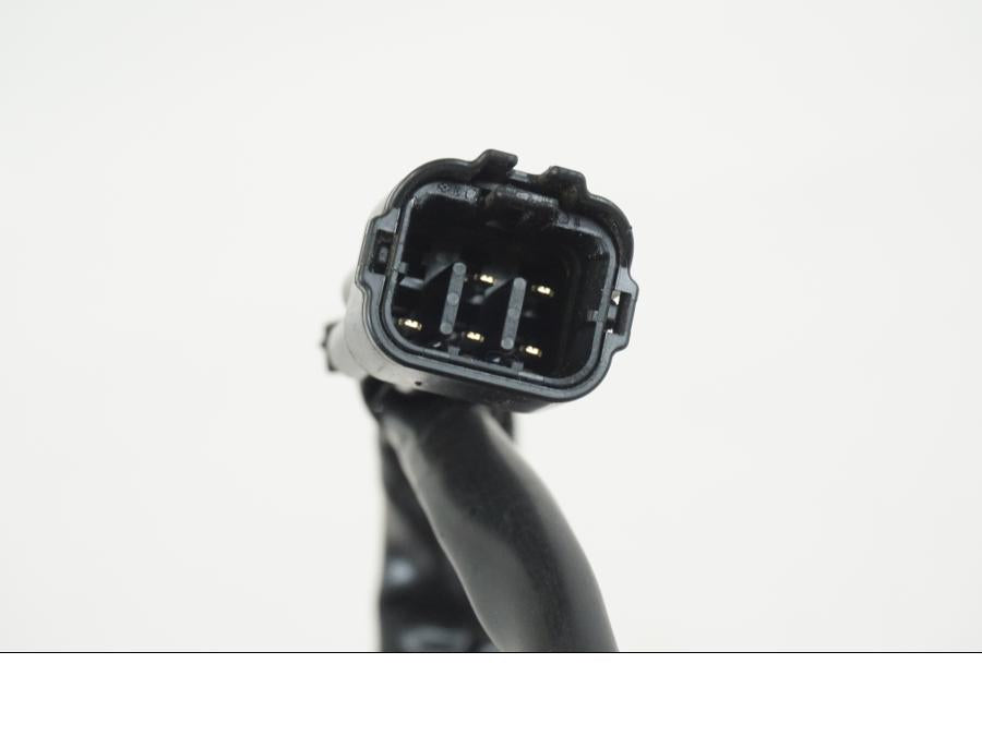 Extrabild1 på Styrelreglage från en Kawasaki ER-6F -2016 motorcykel.