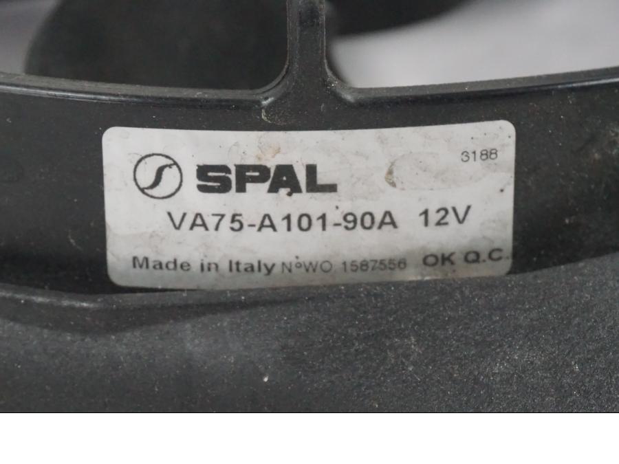 Extrabild3 på Vattenkylfläkt från en MV Agusta Dragster -2014 motorcykel.