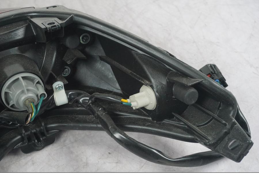 Extrabild4 på Baklampa från en Honda ANC 125 -2022 scooter.