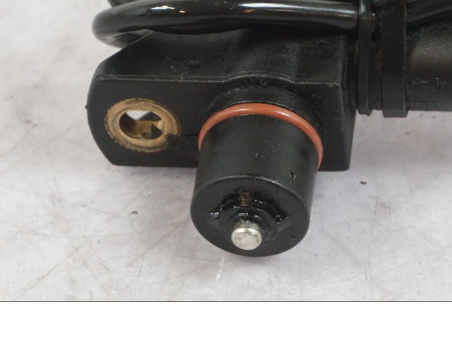 Vänster sida på Vevaxelsensor från en BMW K 1600 GTL -2015 motorcykel.