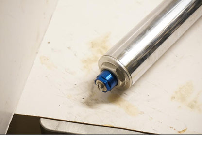 Vänster sida på Gaffelben från en Triumph Daytona 650 -2005 motorcykel.