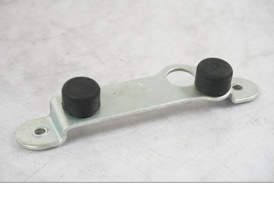 Framsidan på Sadelfäste från en Suzuki GSX-R 600 -2007 motorcykel.