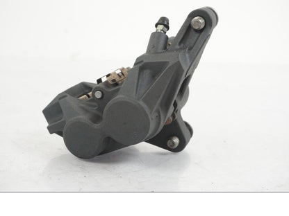 Höger sida på Bromsok från en Yamaha MT-07 -2019 motorcykel.