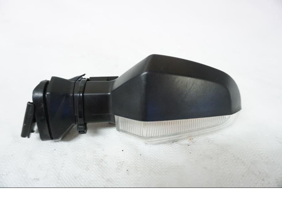 Vänster sida på Blinkers från en Kawasaki Z 800 -2013 motorcykel.