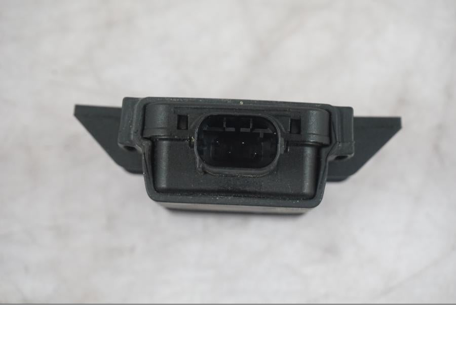 Vänster sida på RDC Styrenhet från en KTM 1290 Super Duke R -2022 motorcykel.