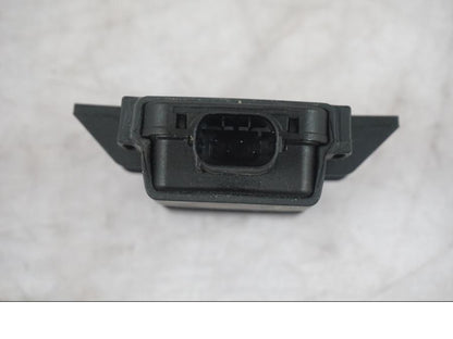 Vänster sida på RDC Styrenhet från en KTM 1290 Super Duke R -2022 motorcykel.