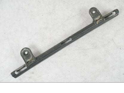 Baksidan på Bromsledning från en Triumph Tiger Explorer -2013 motorcykel.