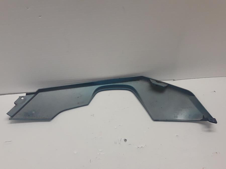 Baksidan på Bakvinge från en BMW F 650 GS -2009 motorcykel.