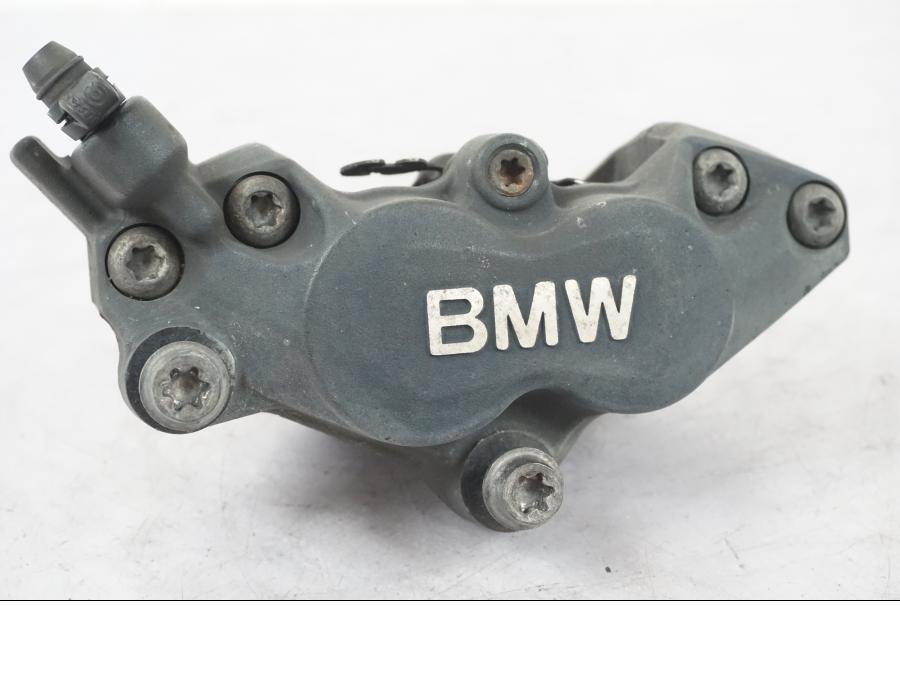 Framsidan på Bromsok från en BMW R 1200 GSA -2012 motorcykel.