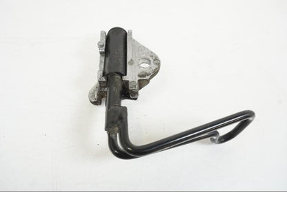 Höger sida på Fäste från en Yamaha XJR 1300 -2007 motorcykel.