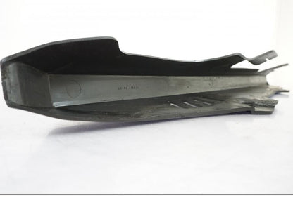 Snett uppifrån på Kedjeskydd från en Suzuki GSX 550 EF -1985 motorcykel.