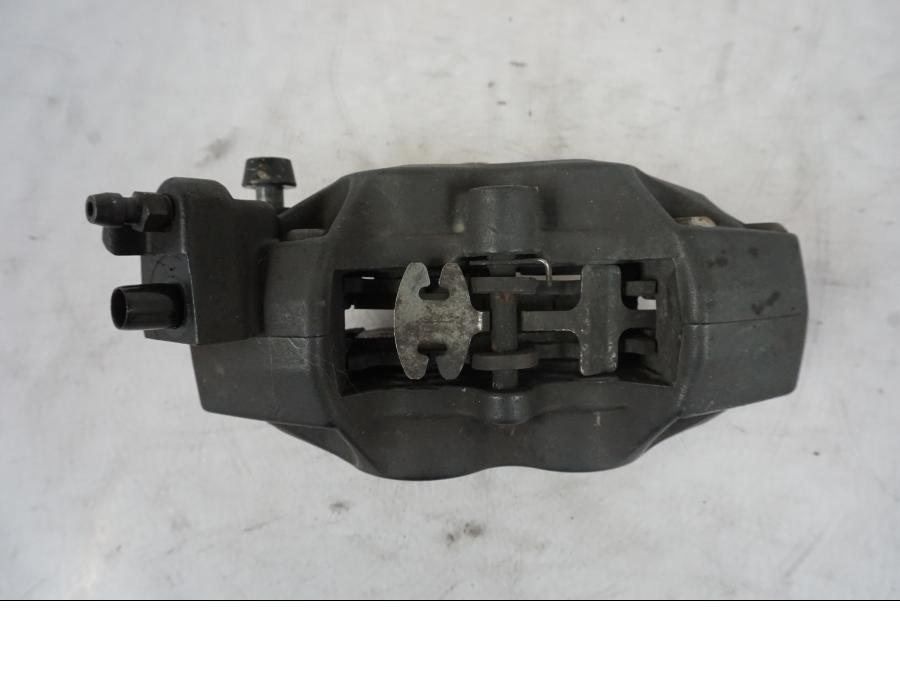 Vänster sida på Bromsok från en BMW R 1150 GS -2002 motorcykel.