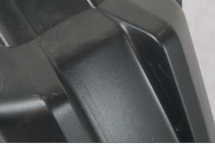 Höger sida på Framskärm från en Triumph Tiger Explorer -2013 motorcykel.