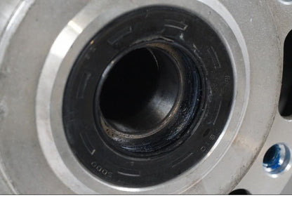 Extrabild4 på Fälg från en Suzuki VZR 1800 -2009 motorcykel.