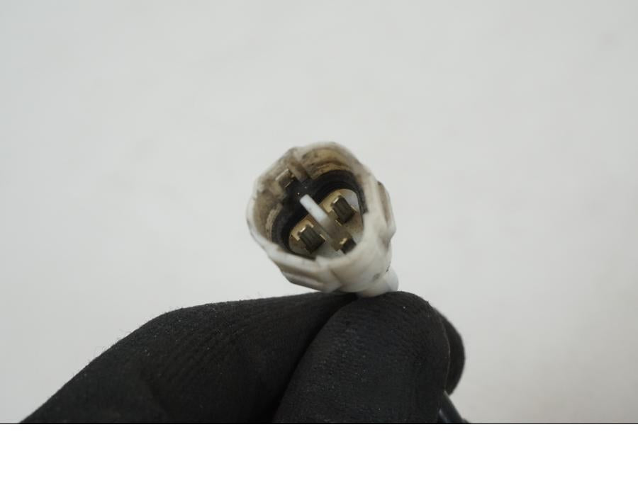 Extrabild2 på Bensinpump förgasare från en KTM 990 SM -2009 motorcykel.