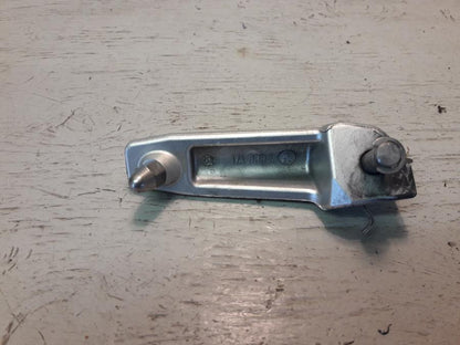 Baksidan på Fotpinne från en BMW K 1200 S -2008 motorcykel.