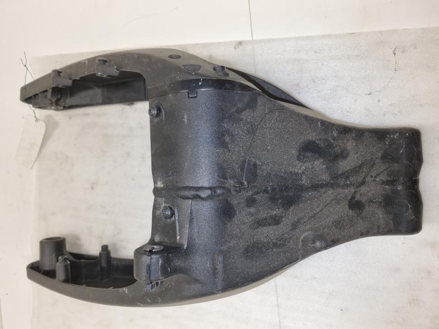 Snett uppifrån på Sving från en Buell 1125 CR -2009 motorcykel.