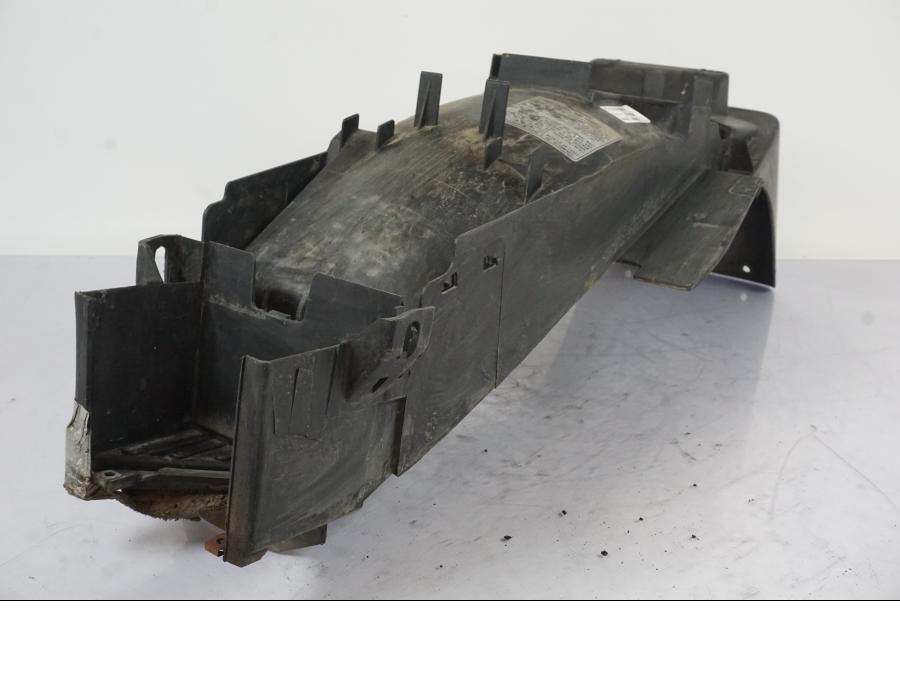 Snett uppifrån på Undertail från en Honda VFR 750 -1994 motorcykel.