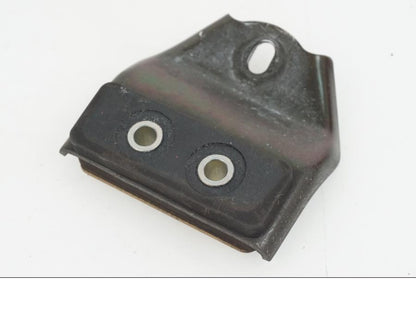 Baksidan på Bensintankfäste från en Yamaha XJ 900 -1997 motorcykel.