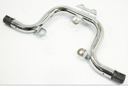 Vänster sida på Skylthållare från en Yamaha XVS 650 -2002 motorcykel.