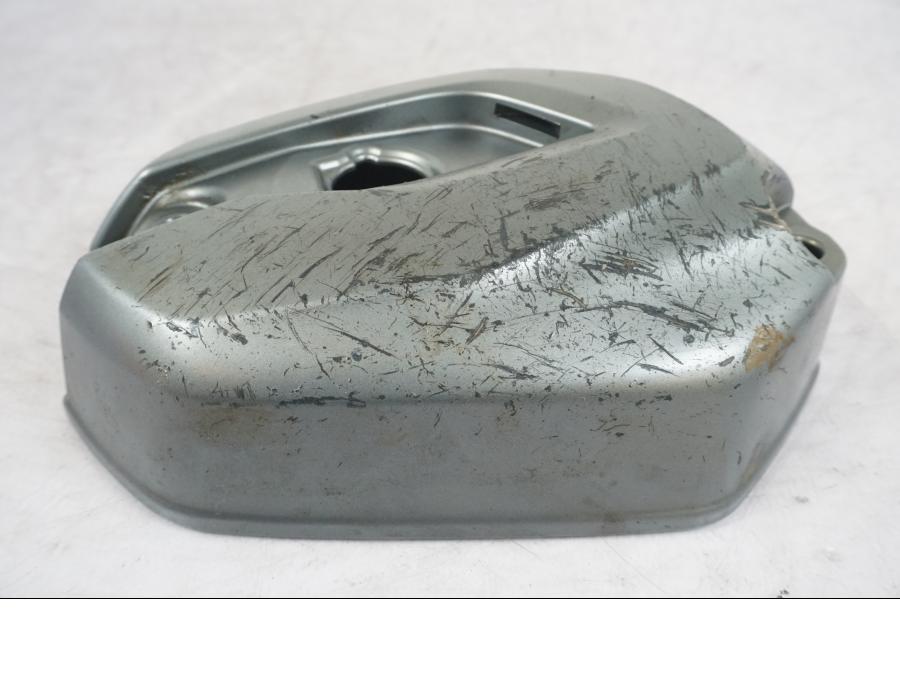 Vänster sida på Ventilkåpa från en BMW R 1200 GSA -2014 motorcykel.