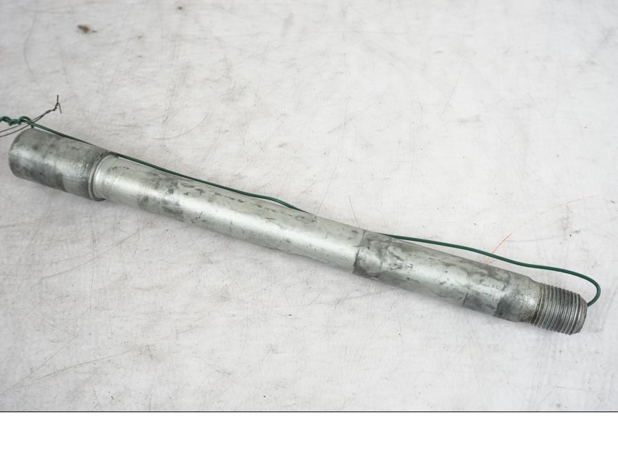 Framsidan på Axel från en Honda VT 600 C -1998 motorcykel.