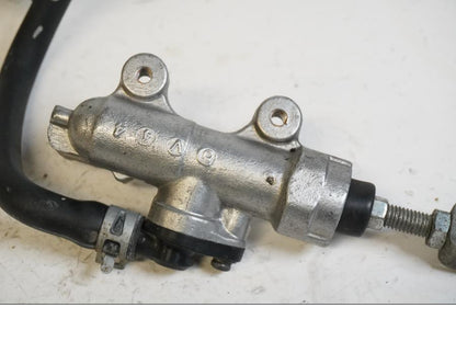 Baksidan på Bromshuvudcylinder från en Suzuki GSX-R 1000 -2007 motorcykel.