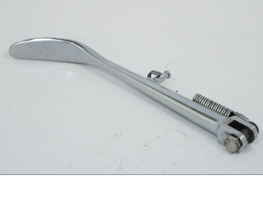 Vänster sida på Sidostöd från en Kawasaki VN 1500 -2002 motorcykel.