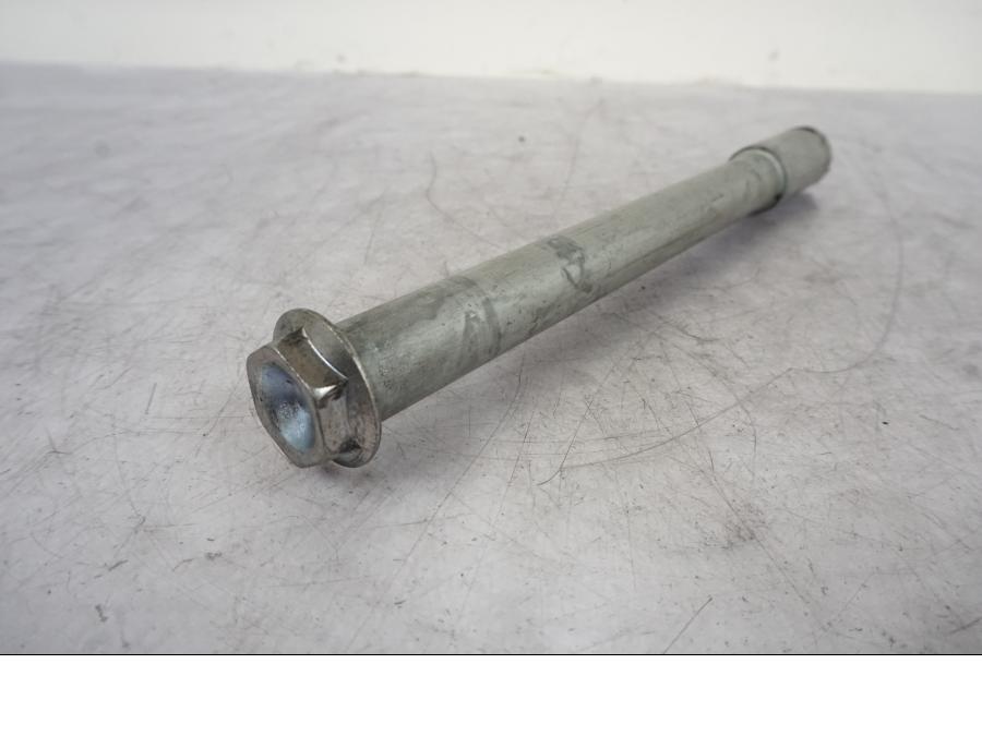 Framsidan på Axel från en Honda VTR 1000 F -1997 motorcykel.