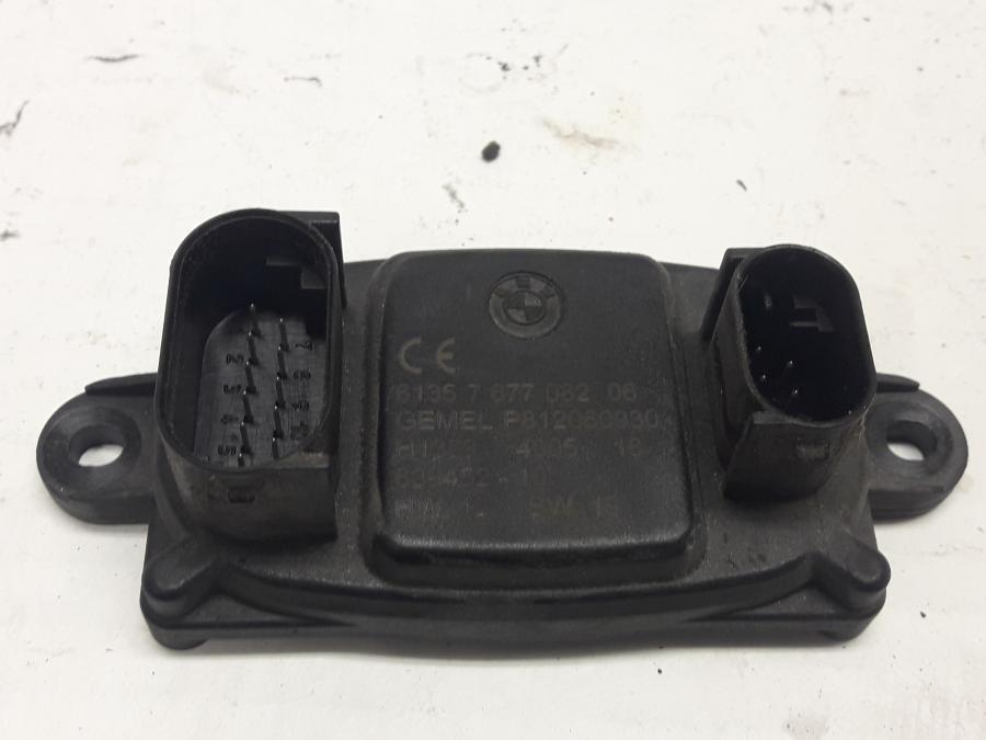 Framsidan på Styrbox från en BMW K 1200 LT -2006 motorcykel.